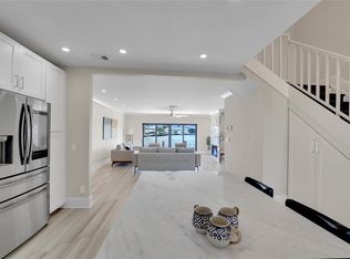 3188 SE 12th St, Pompano Beach, FL 33062