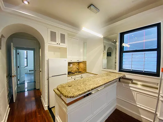 Rented by Aventana | media 3