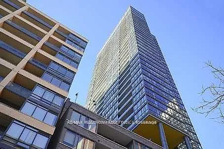 8 Charlotte St Photo 1