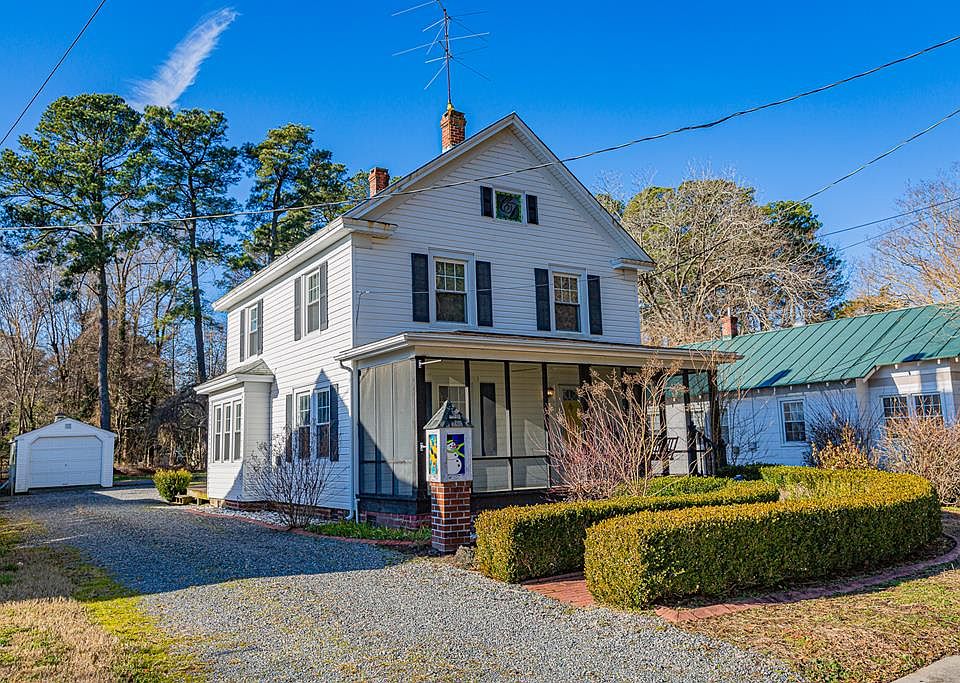 1st image of 322 Chesapeake Dr