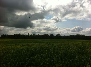 8892 Hartshorn Rd, Corfu, NY 14036