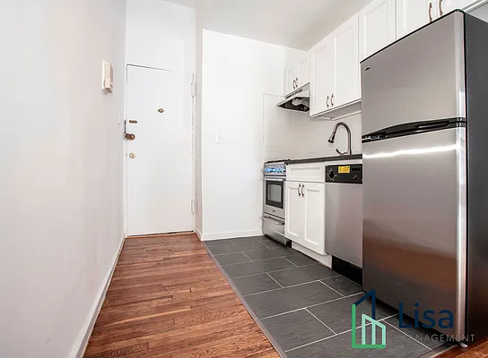 Rented by Lisa Management Inc | media 5