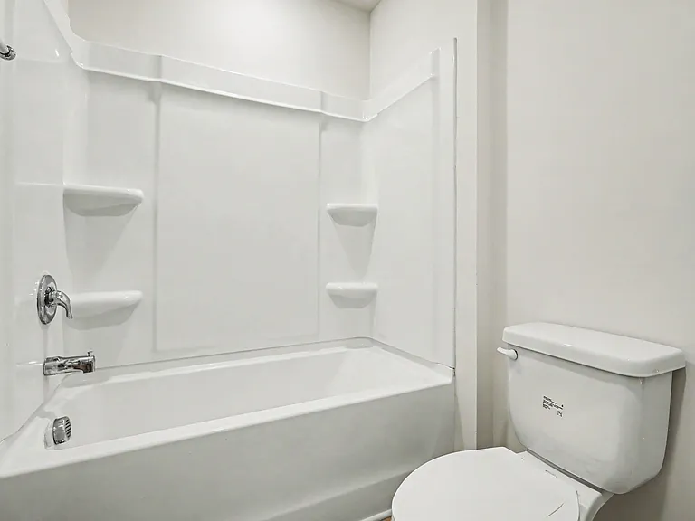 1007 Maylen Trce — Photo 25