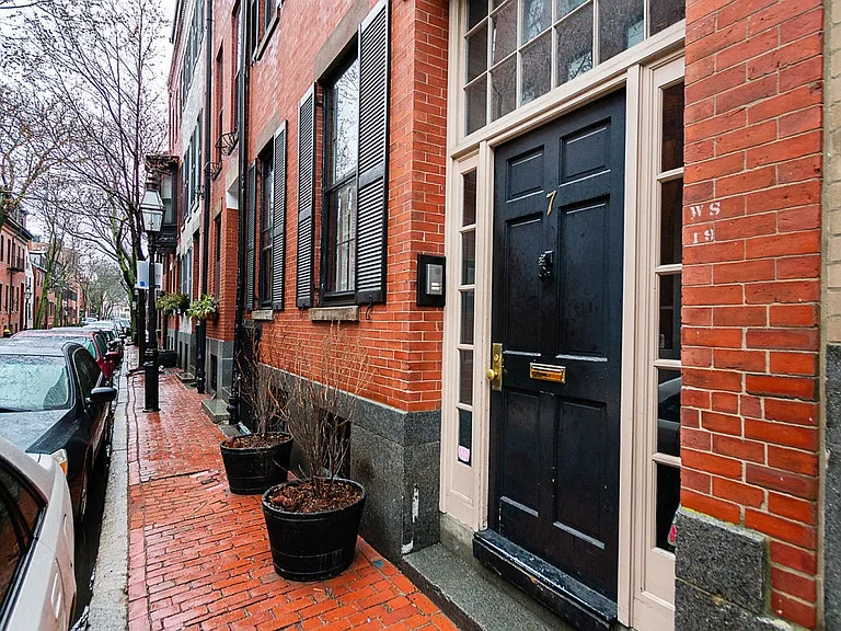 7 Fayette St #3 — Photo 14