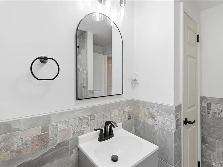 3205 Ackerman Blvd — Photo 24