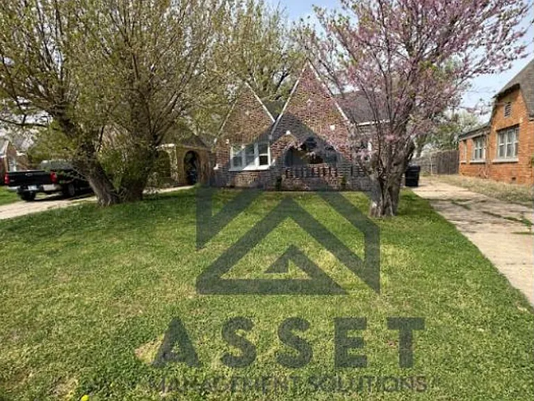 2509 NW 22nd St — Photo 1