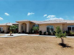 11280 Mockingbird Rd, Apple Valley, CA 92308
