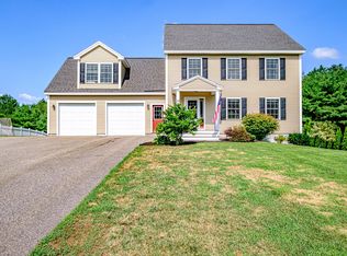 14 Memory Ln, Scarborough, ME 04074