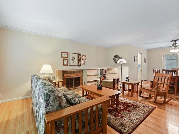 4th image of 5804 Beard Ave S