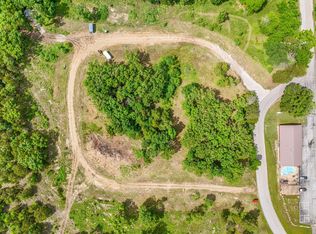 000 Freedom Valley Way, Hollister, MO 65672