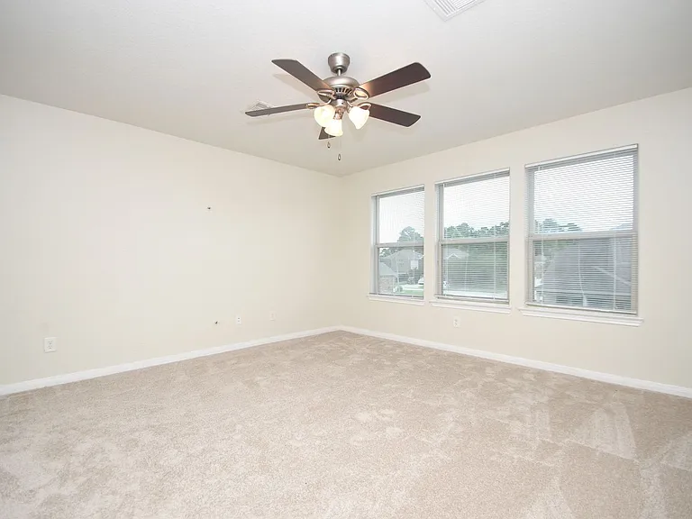 16614 Spirit Lake Ct — Photo 14
