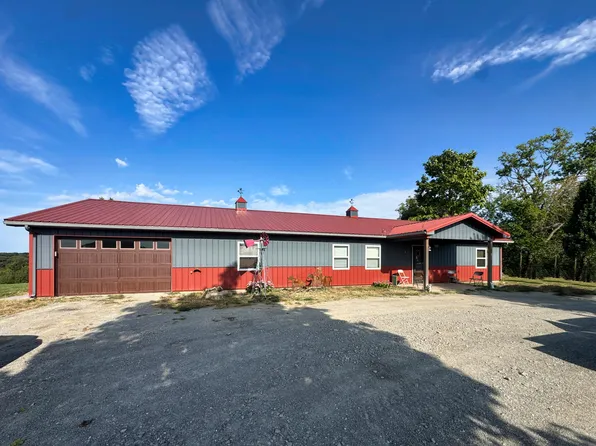 3080 State Route O, Higbee, MO 65257