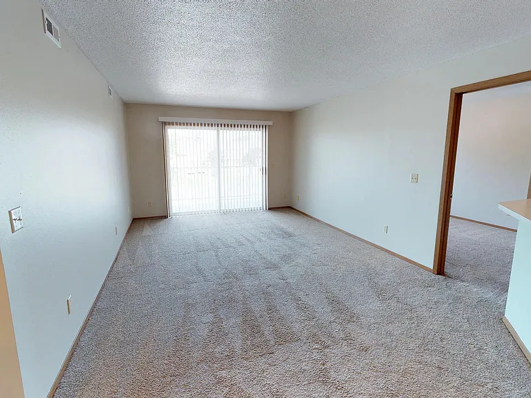 Prairie Winds Apartments — Photo 38