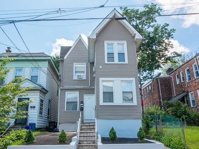 9 Emerson Pl, Newark, NJ, 07114