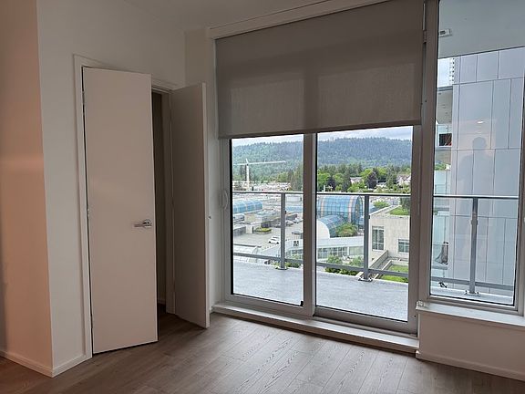 3rd image of 3833 Evergreen Pl #2