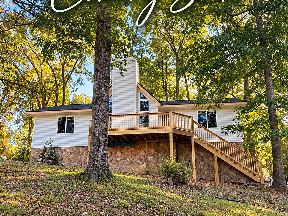 105 Elm Cir