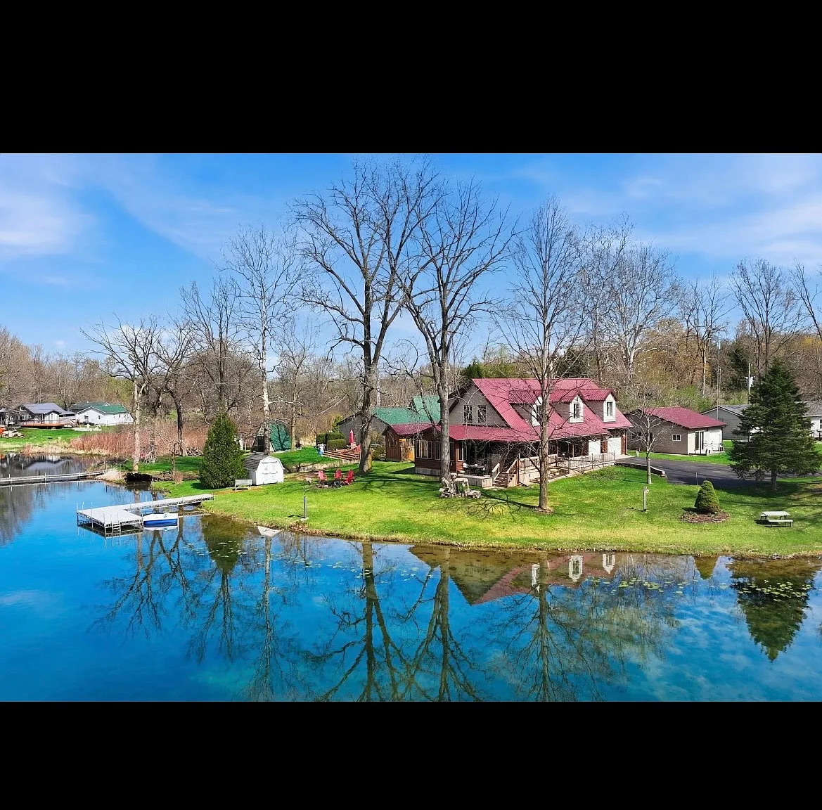 3 bed, 2330 sqft, $3,200 — Photo 1