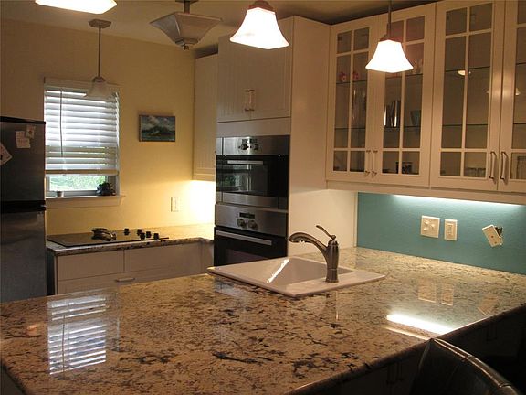 4th image of 424 15th Street ##106