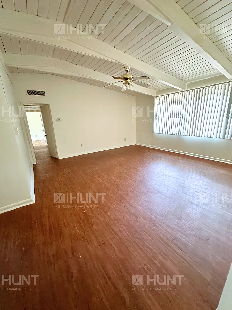 Building Photo - 107 Ray Cir #B