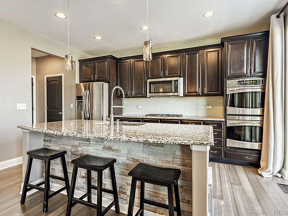 5th image of 2769 Deerfoot Way