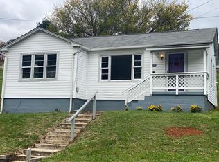 848 W Jackson St, Gate City, VA 24251