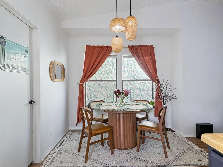 8317 Forest Ridge Dr — Photo 8