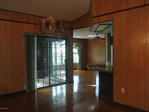 2nd image of 605 Erin Way