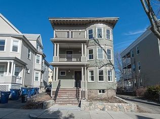 33 Farquhar St #3, Roslindale, MA 02131