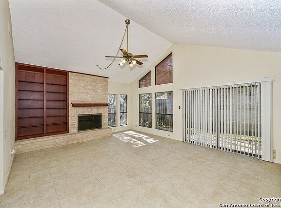 4th image of 13022 Country Ledge