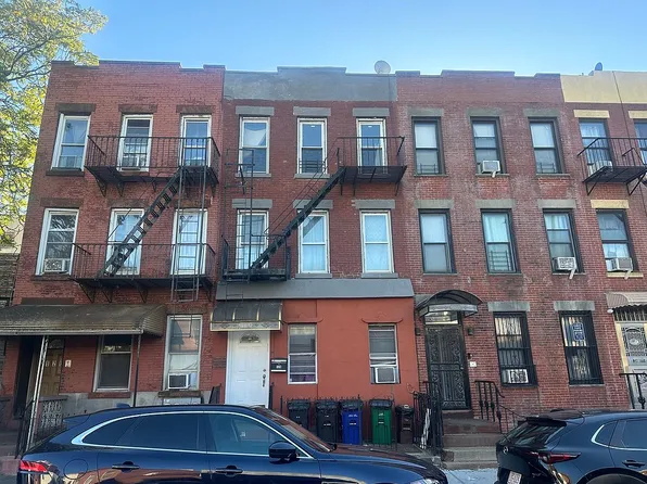 124 32nd St, Brooklyn, NY 11232
