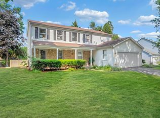 1734 Bishop Way, Mundelein, IL 60060