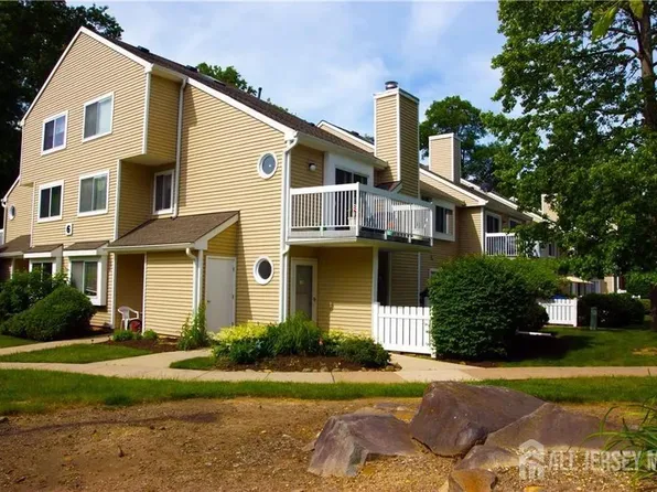 19 Foxtail Ln, Monmouth Junction, NJ 08852