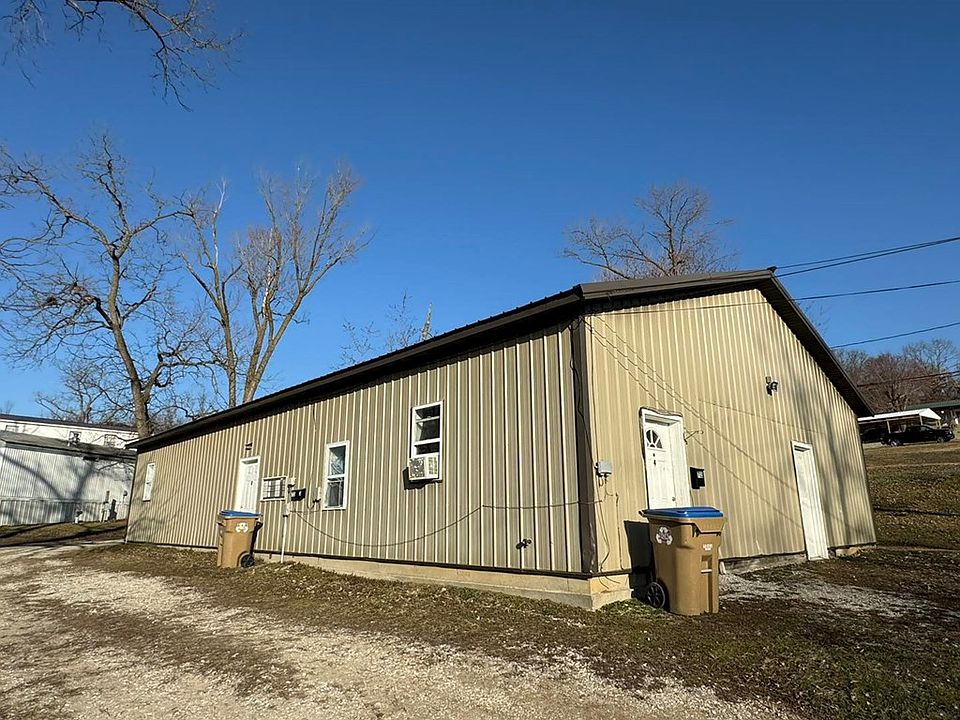 713 Highland St, Milan, MO 63556 Zillow