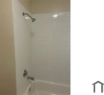 2 bed, 900 sqft, $1,500 — Photo 4