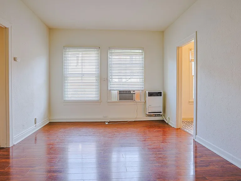 Newly Renovated Studio with Brick Exposure — Photo 4