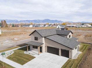 16 Cowen Ln, Bozeman, MT 59718