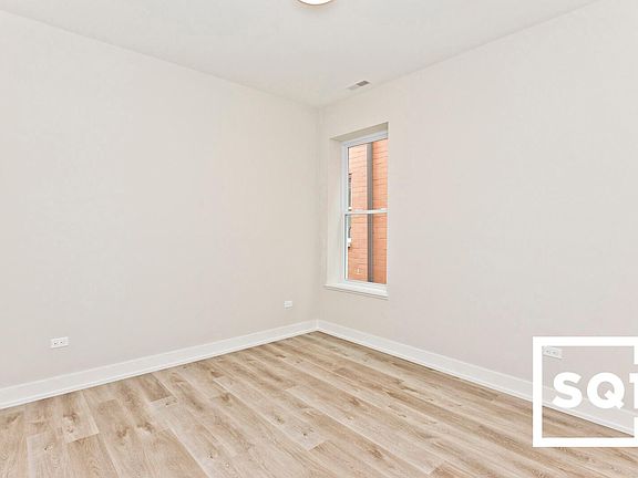 5th image of 2725-37 N Ashland Ave #2737-1S