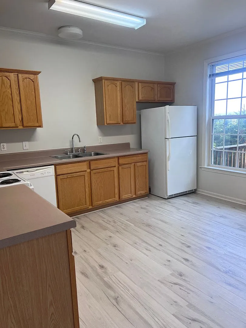 35 Spicewood — Photo 4