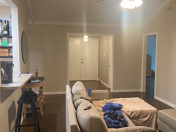 3rd image of 11930 Holm Oaks Dr