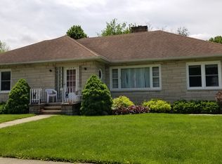 209 W 2nd St, Prophetstown, IL 61277