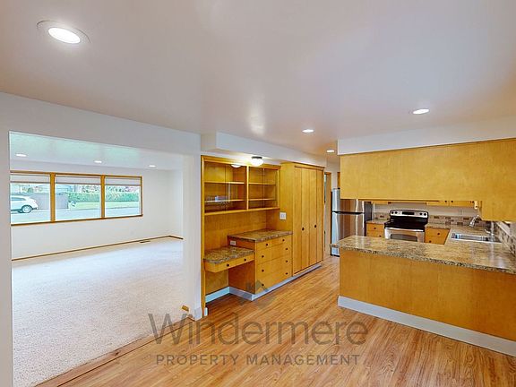 3rd image of 1976 Scarpelli Dr