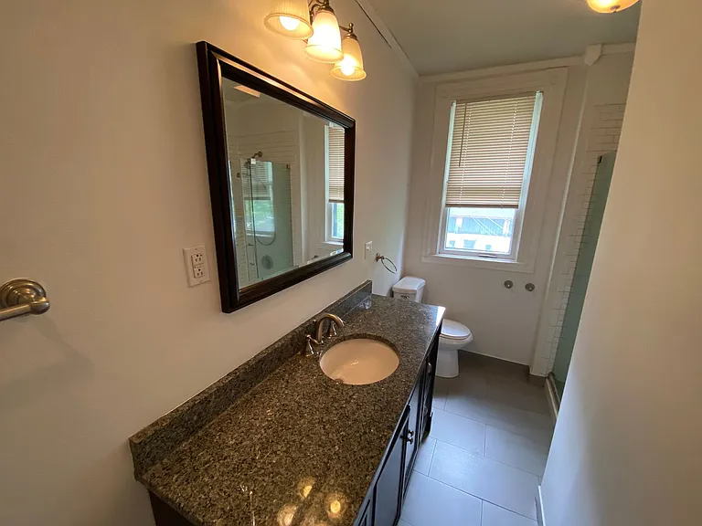 103 W 2nd Ave — Photo 9