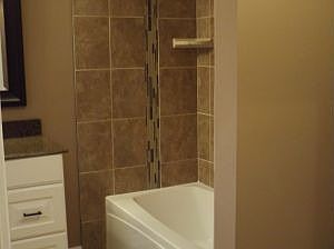 5th image of 2405 Ashland Ave