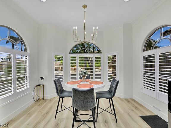 5th image of 2513 Skippers Cove Ave