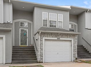 645 S Woodson Ln, Gardner, KS 66030