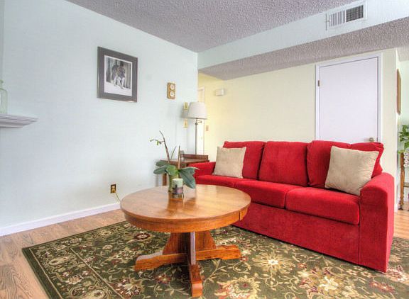 4th image of 1198 Willowhaven Dr