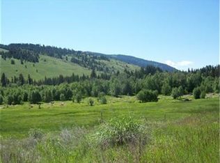 286 Bolster Rd, Oroville, WA 98844