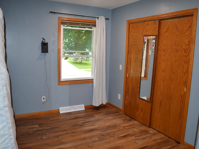 1676 Silverado Dr — Photo 11