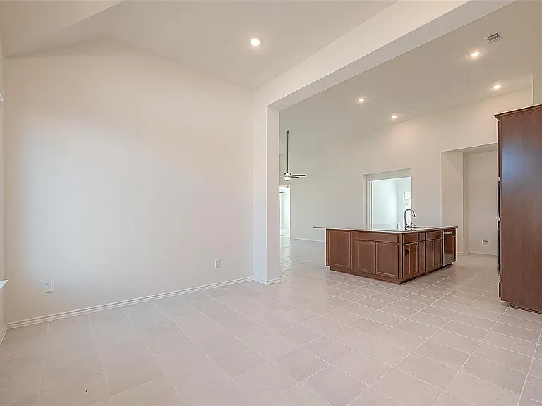 1303 Munson Valley Rd — Photo 15