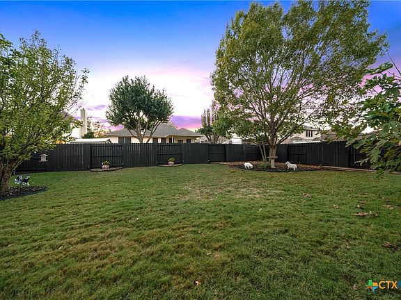 4th image of 2052 Heaton Hall Dr
